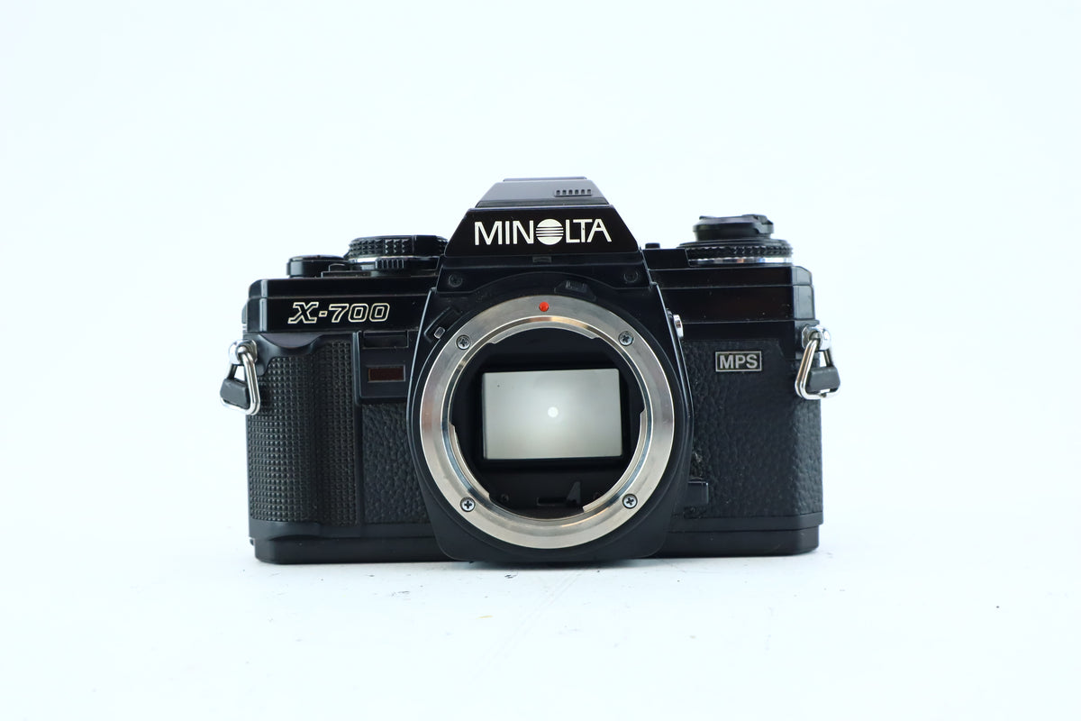 Minolta X-700 35mm SLR