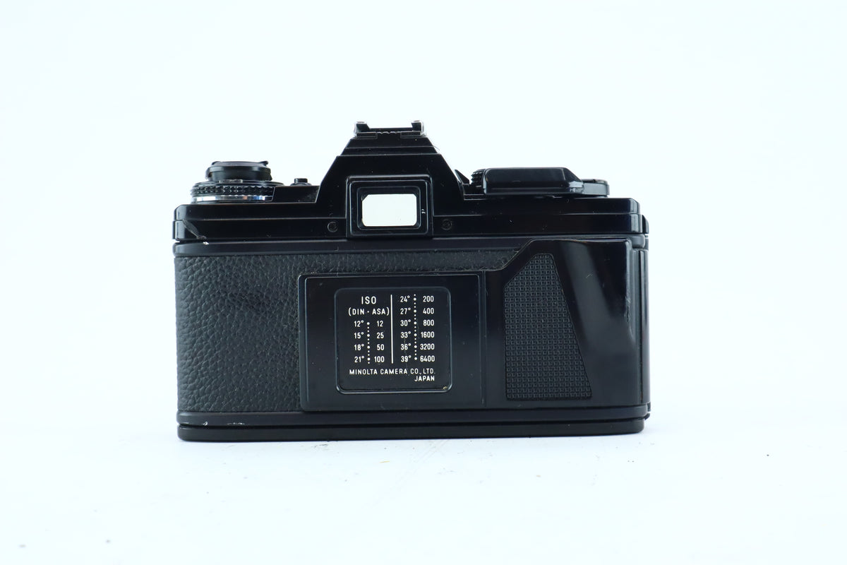 Minolta X-700 35mm SLR