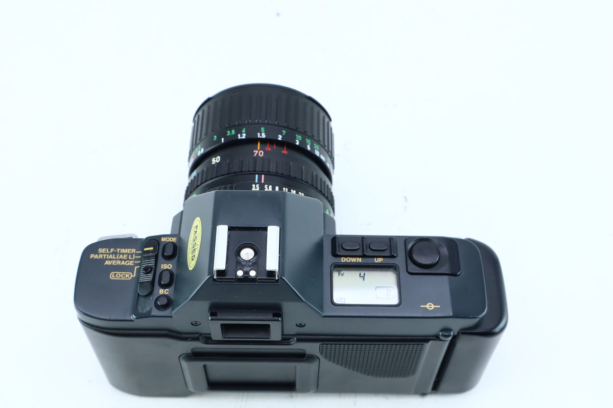 Canon T70 35mm SLR Kit with FD 35-70mm f/3.5-4.5