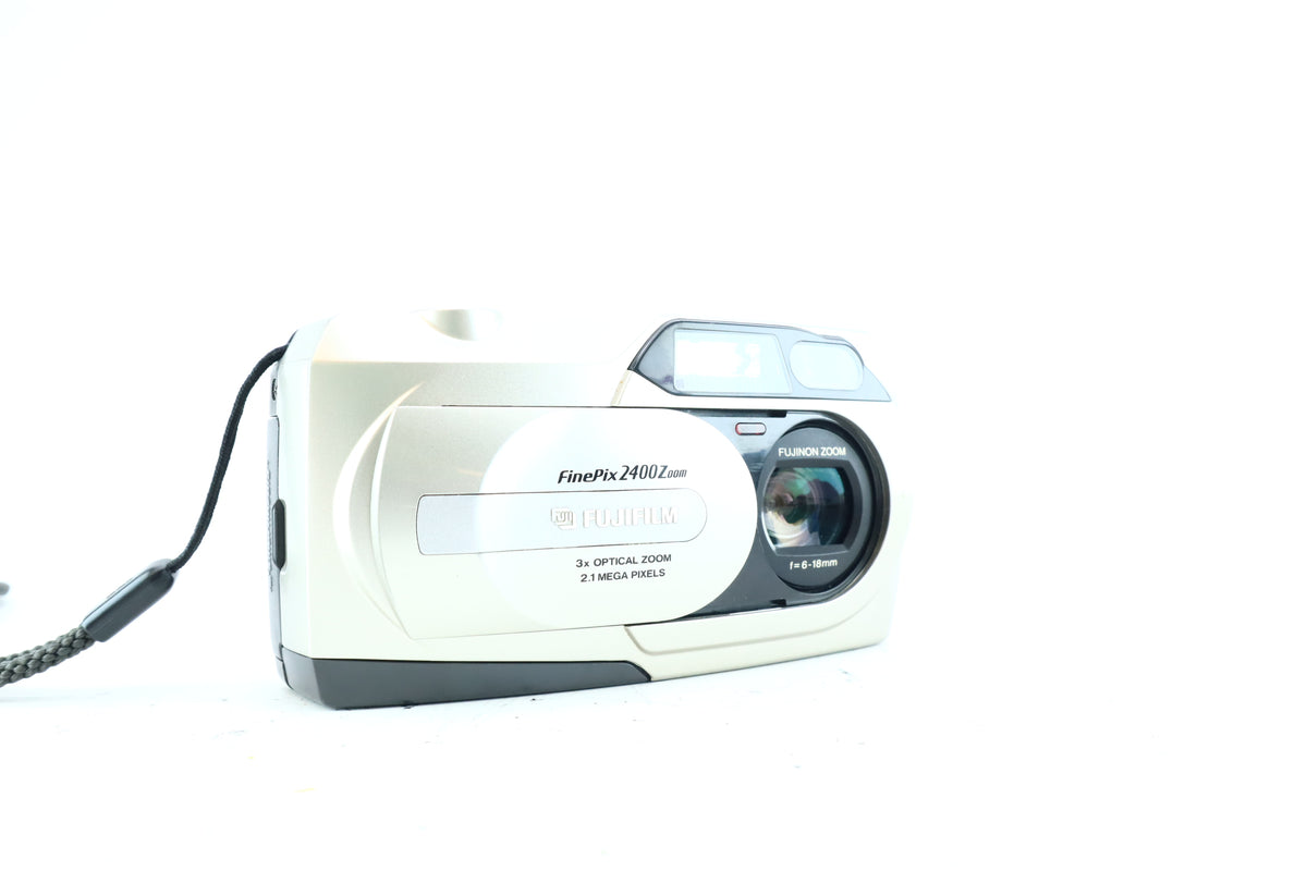 Fujifilm FinePix 2400 Zoom