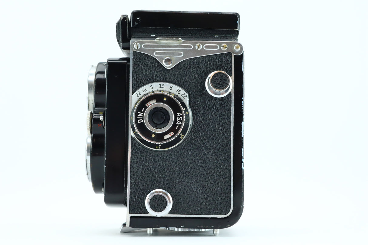 Yashica-Matte 80mm 3,5