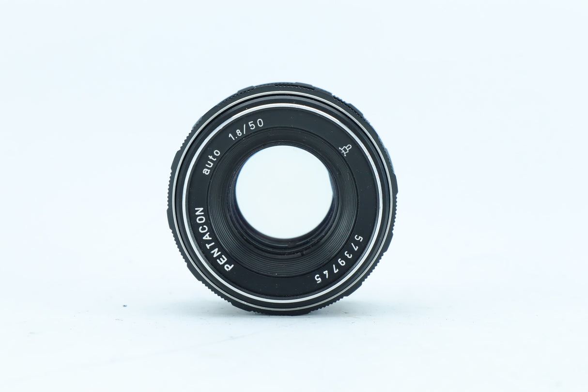 Pentacon Auto 50mm f/1.8 | S/N: 5739745