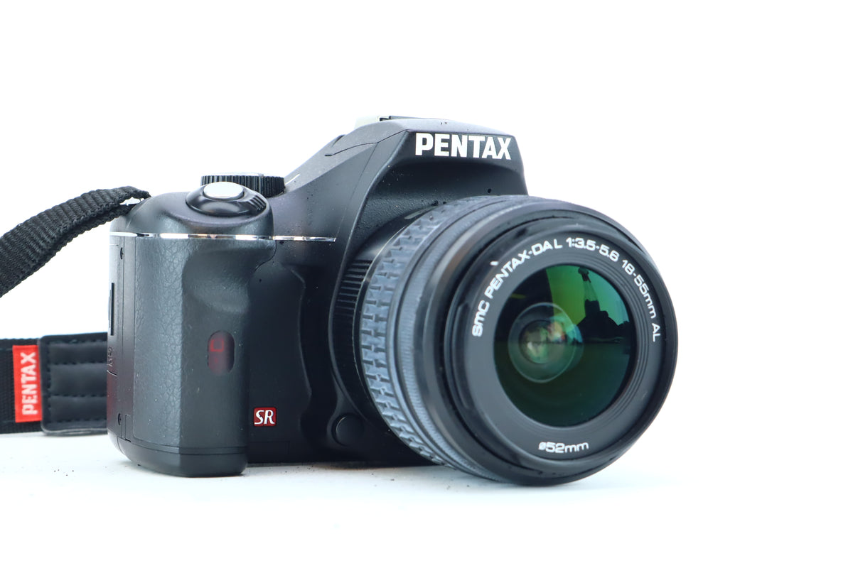 Pentax K-x Digital SLR Kit with SMC Pentax-DAL 18-55mm f/3.5-5.6 AL
