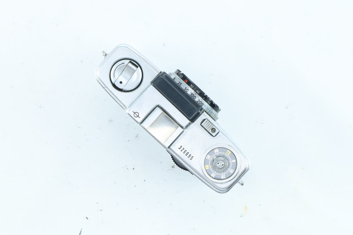 Olympus Pen | S/N: 326095