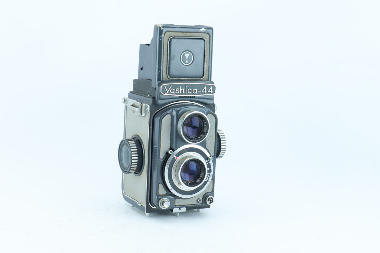 Yashica 44 | S/N: 5040199
