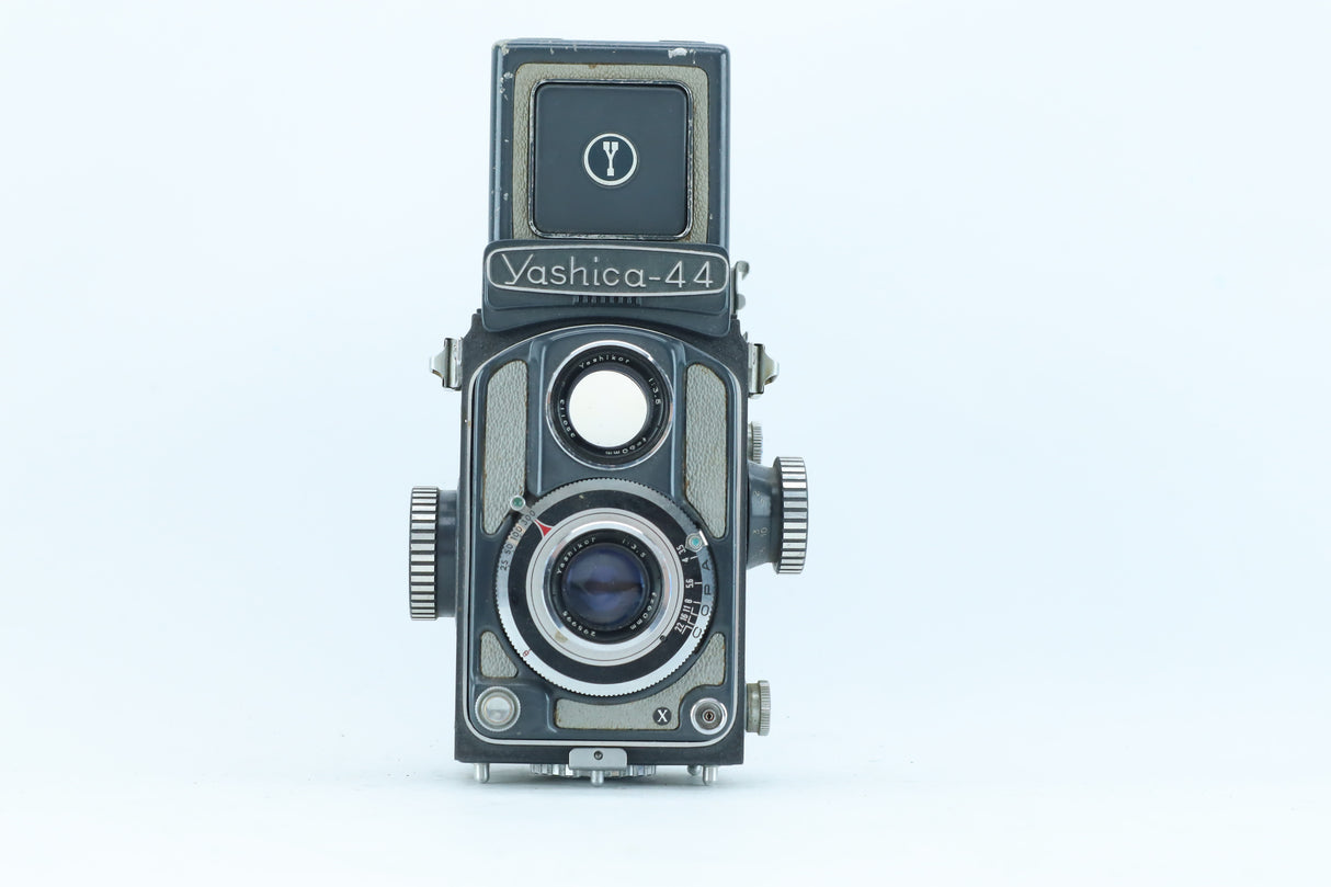 Yashica 44 | S/N: 5040199