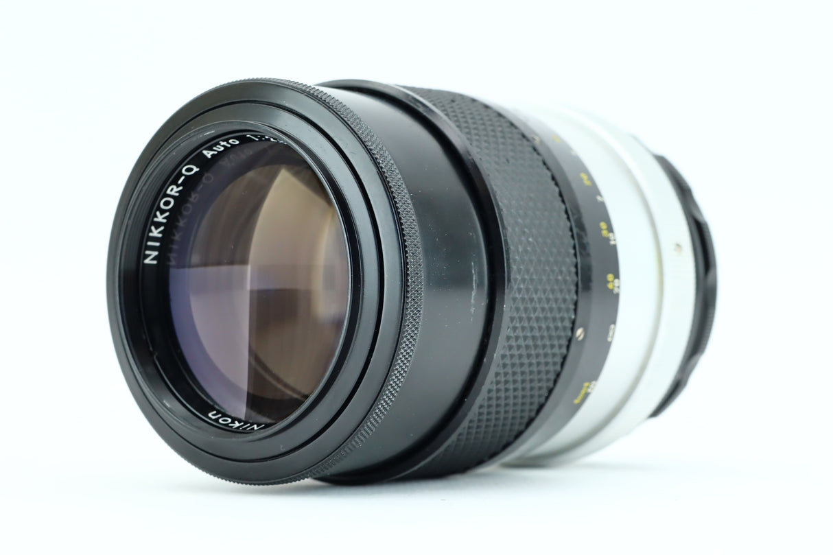 نيكون نيكور-كيو 135 ملم 2,8