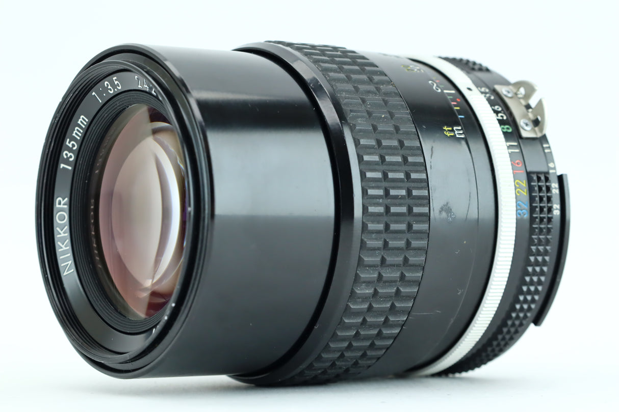 نيكون نيكور 135 ملم 3,5