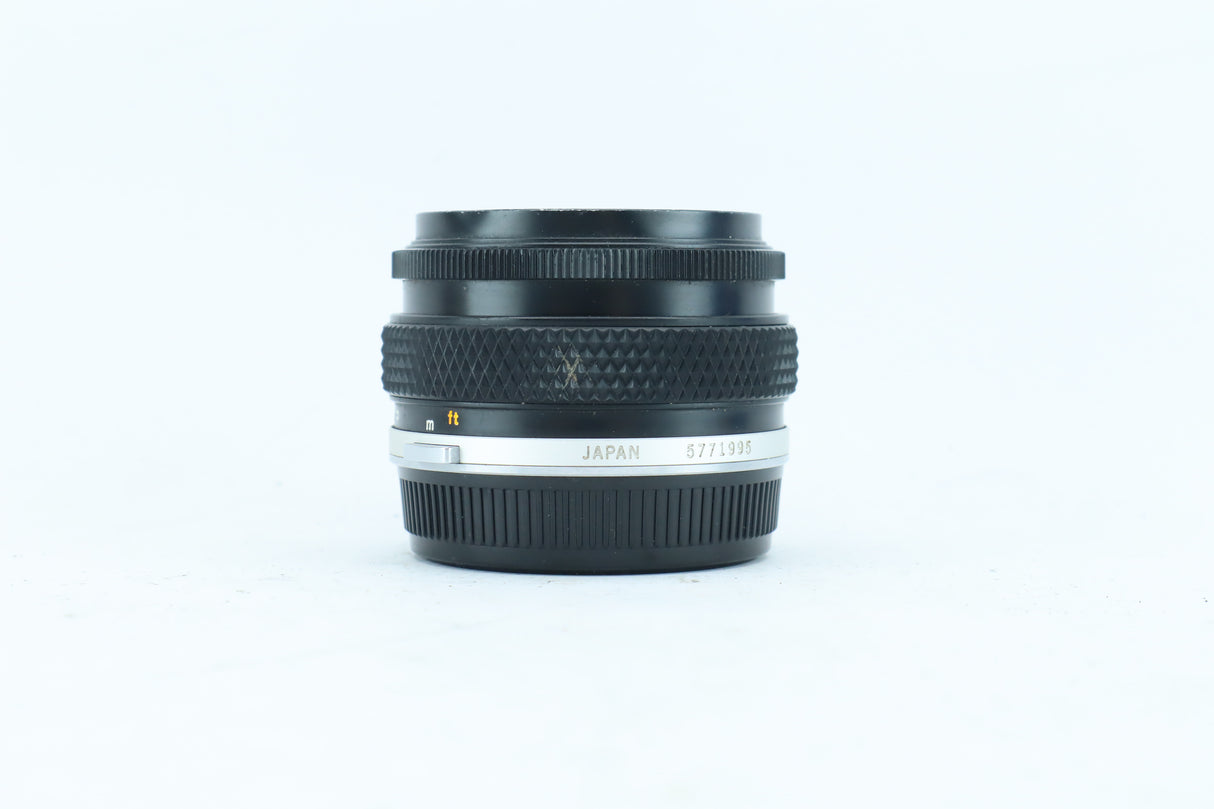 Olympus OM-System Zuiko Auto-S 50mm f/1.8 | S/N: 5771995
