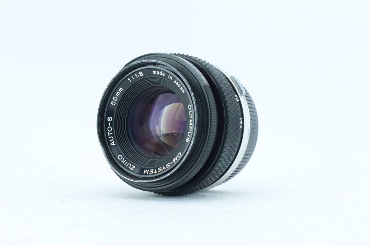 Olympus OM-System Zuiko Auto-S 50mm f/1.8 | S/N: 5771995