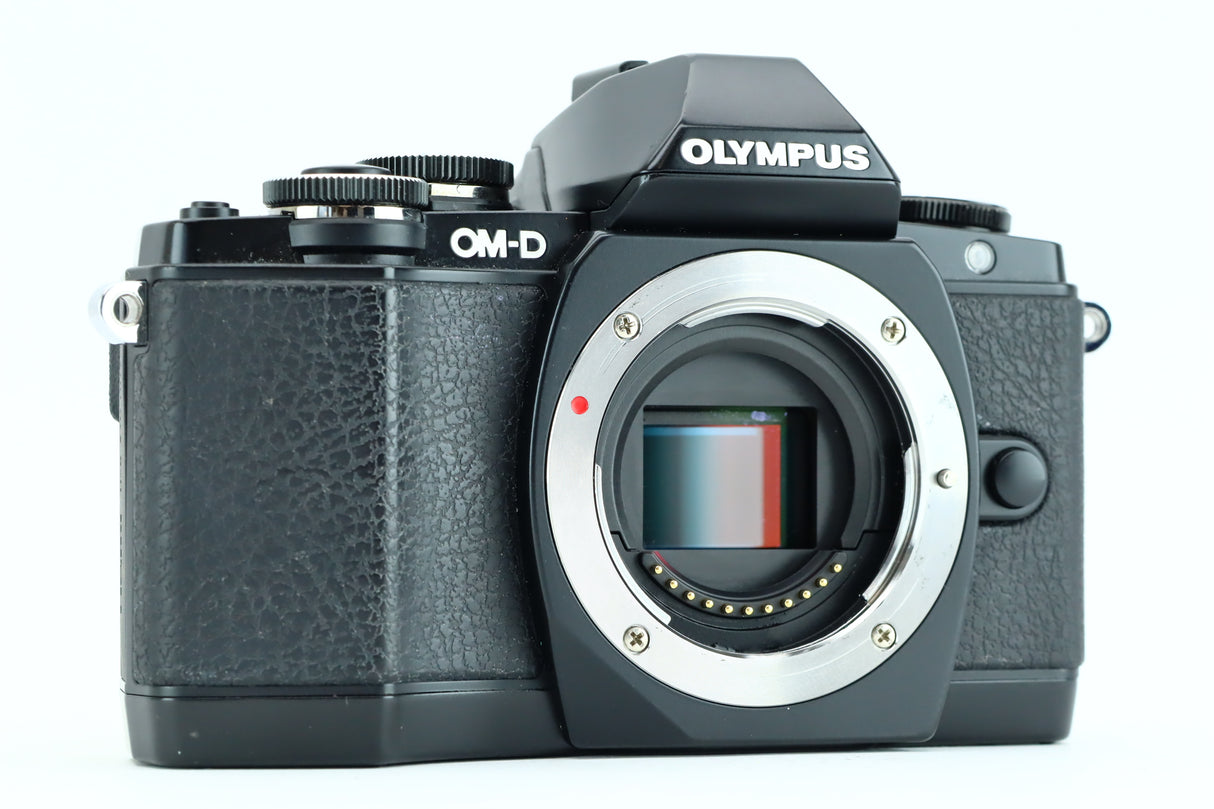 Olympus OM-D E-M10
