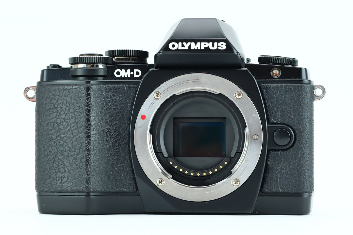 Olympus OM-D E-M10