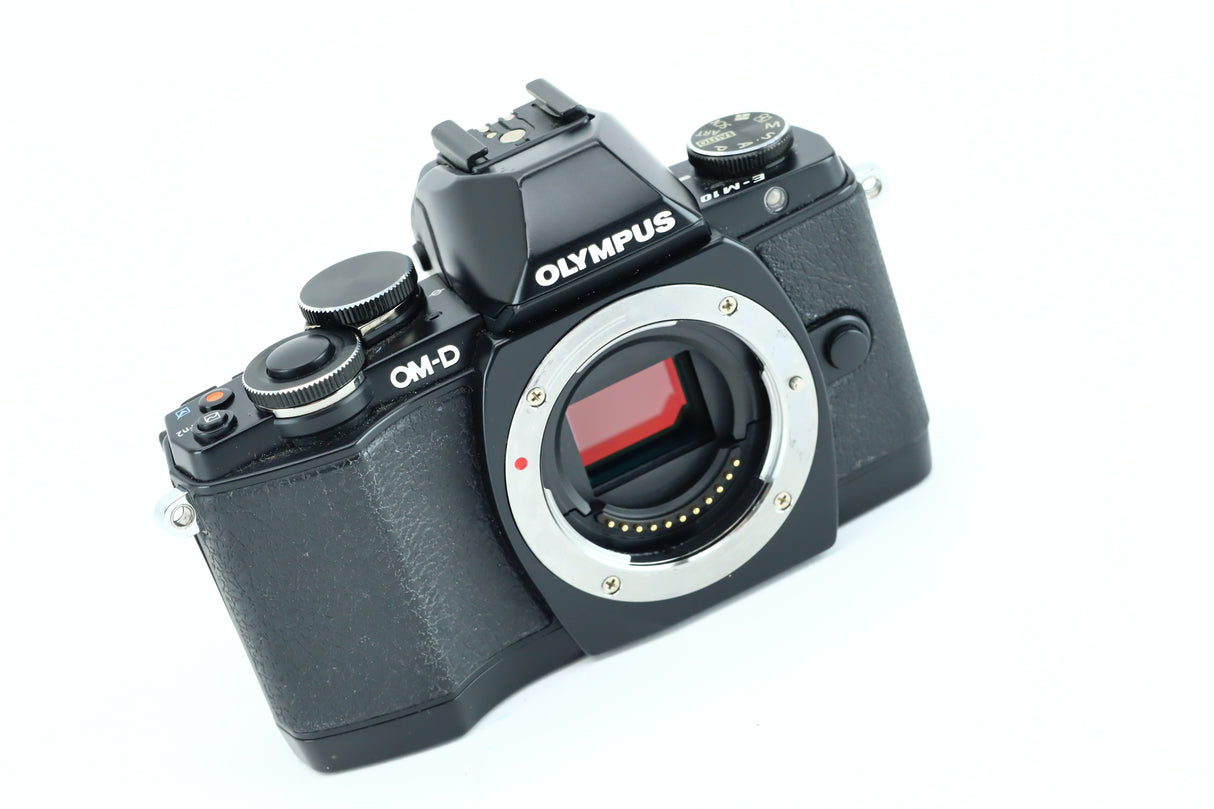 Olympus OM-D E-M10