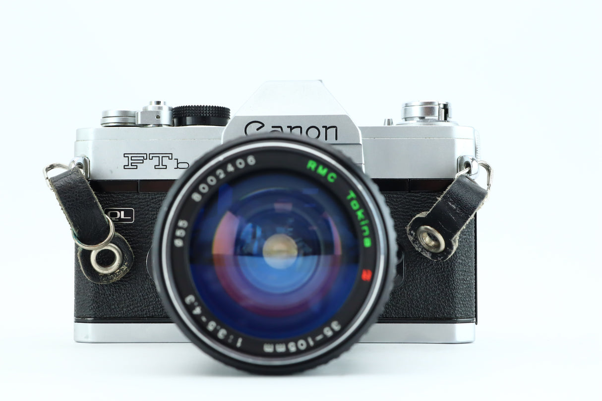 Canon FTb + Tokina 35-105mm 3,5-4,3