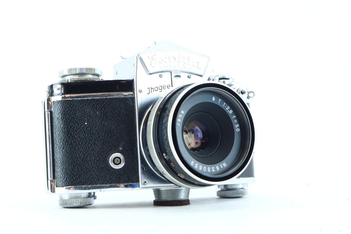 Exakta Varex IIa 35mm SLR Kit with Aus Jena 50mm f/2.8