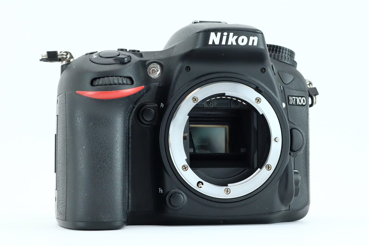 Nikon D7100