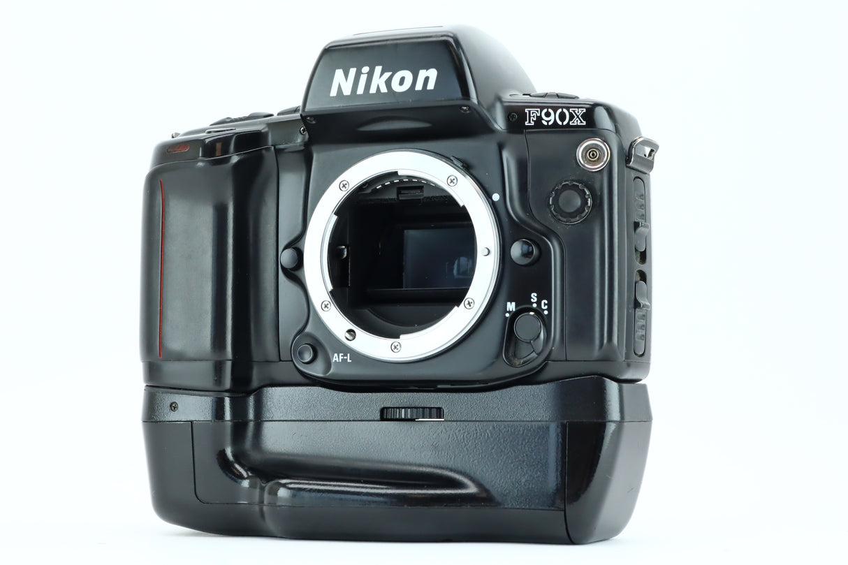 Nikon F90X