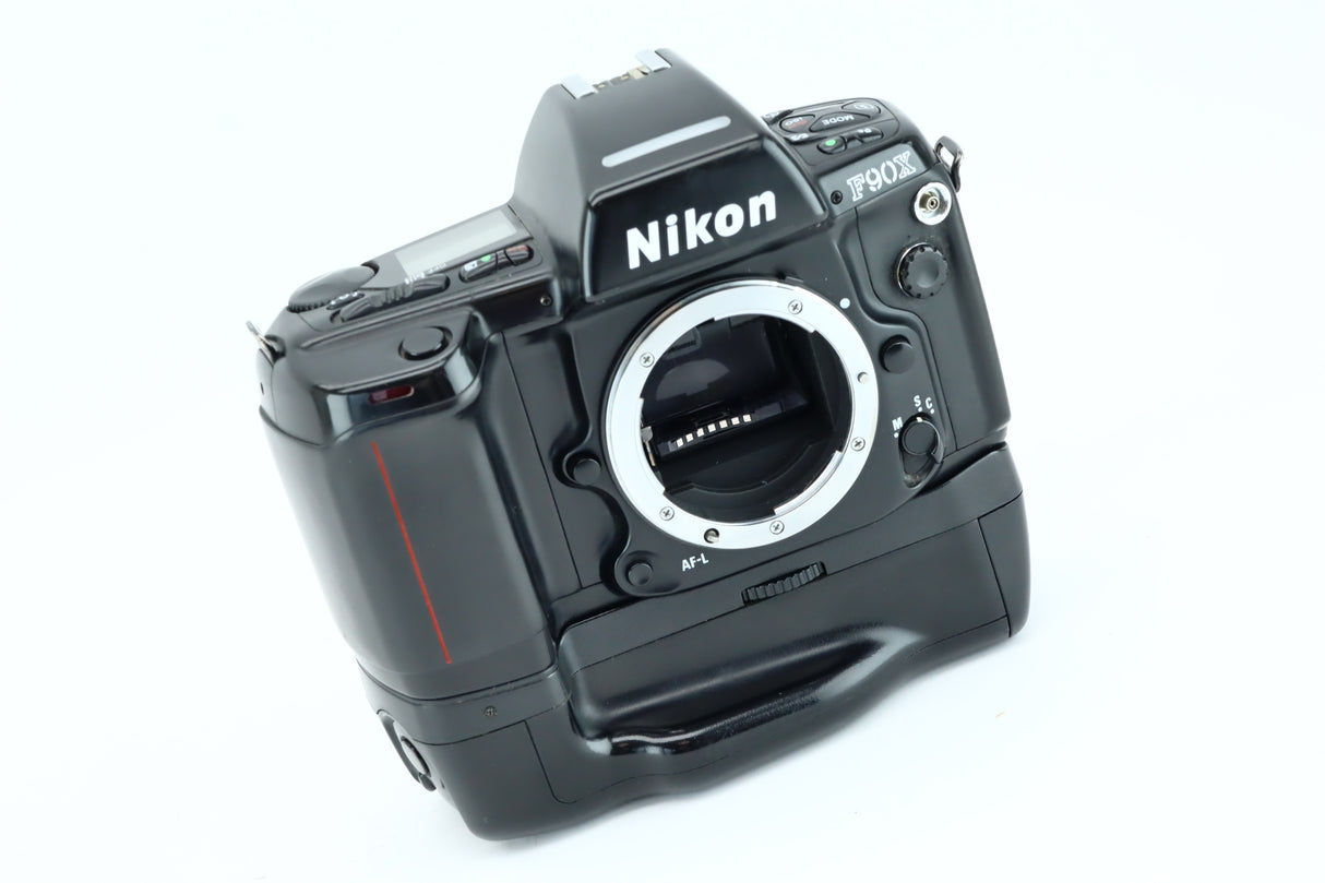 Nikon F90X