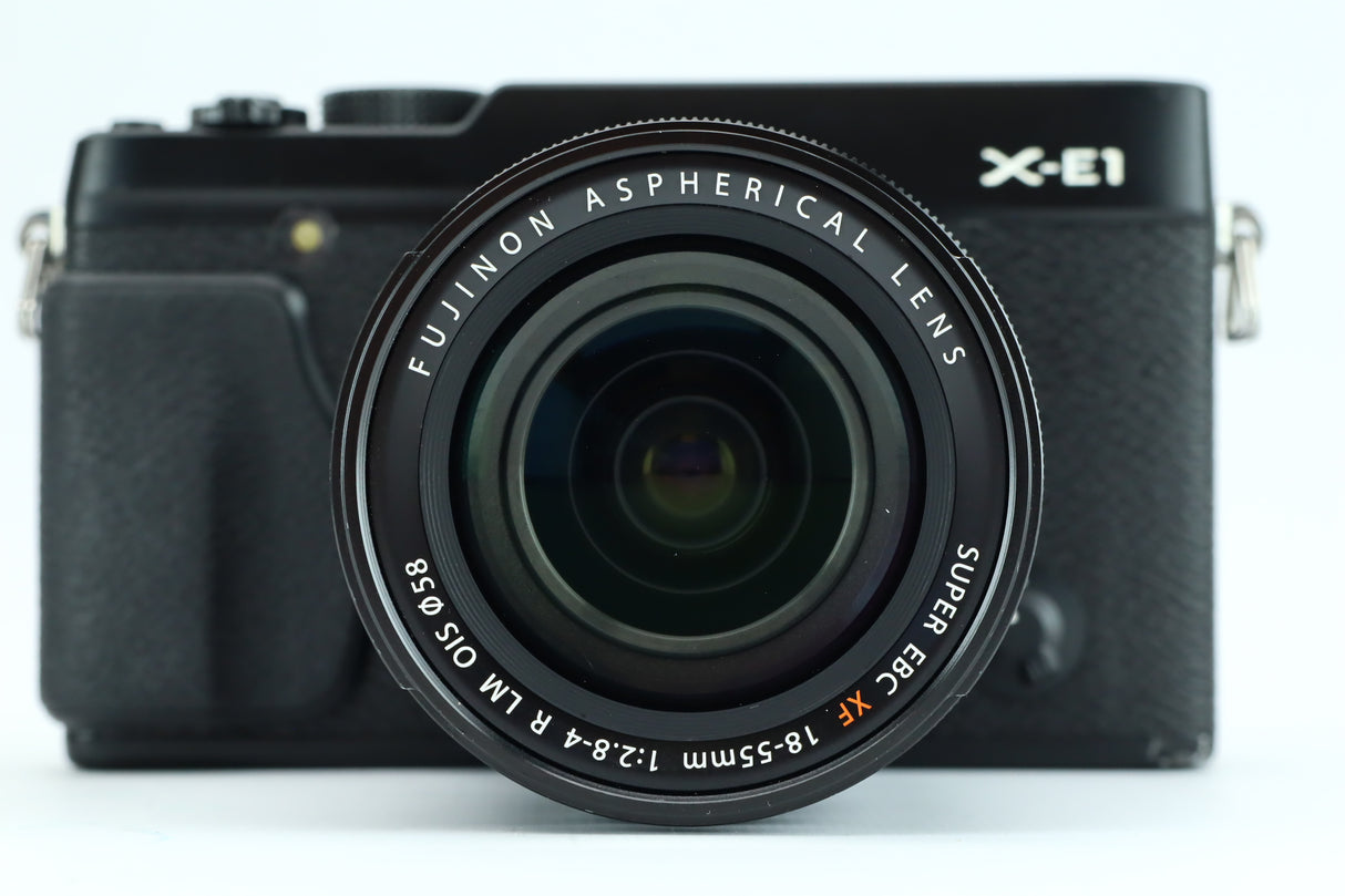 Ensemble Fujifilm X-E1 + XF18-55mm 2,8-4