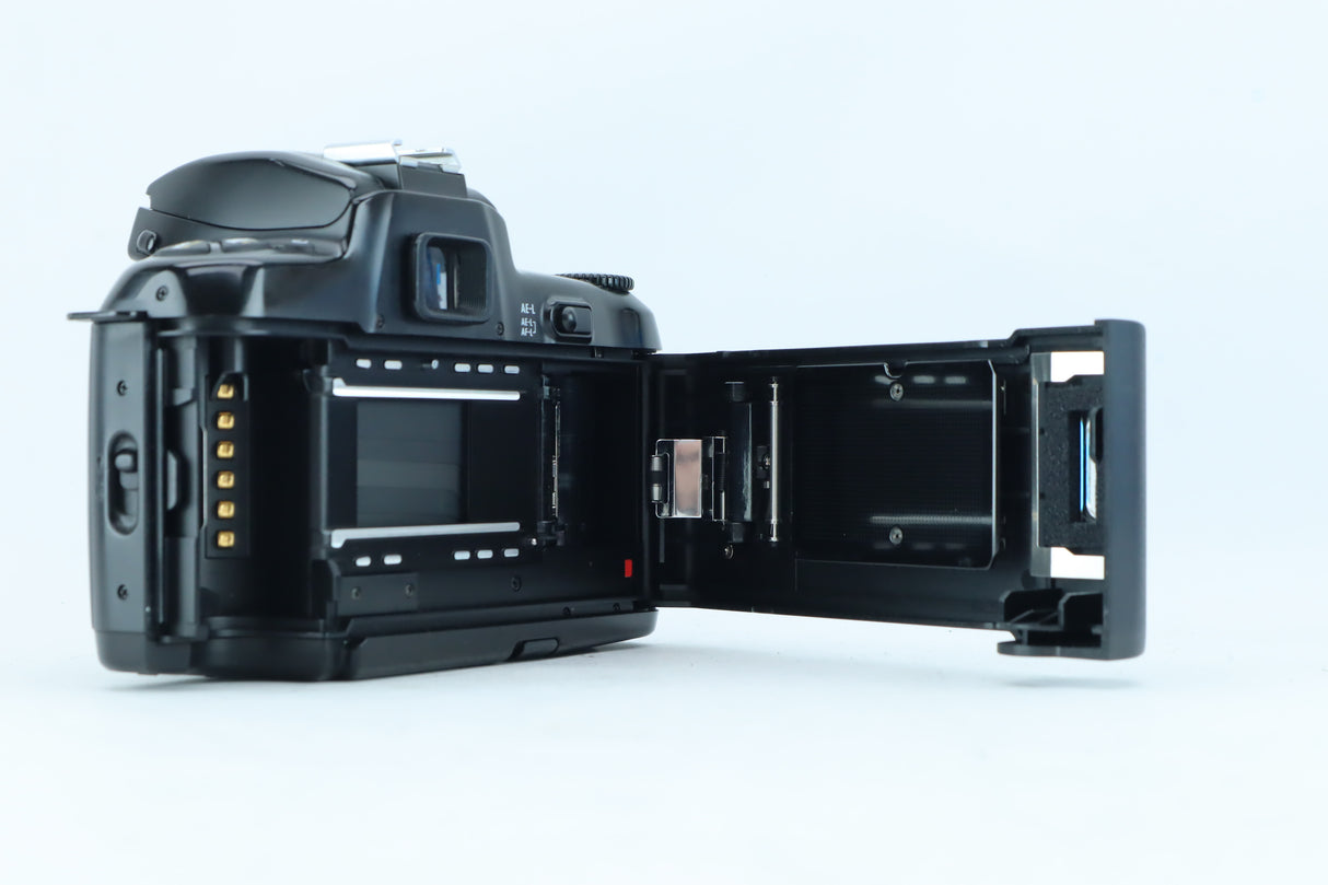 Nikon F-601 Body | S/N: 2074967