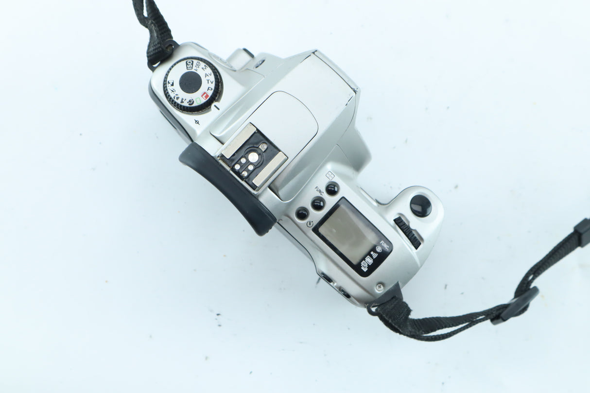 Canon EOS 300 (Body Only) | S/N: 3905672