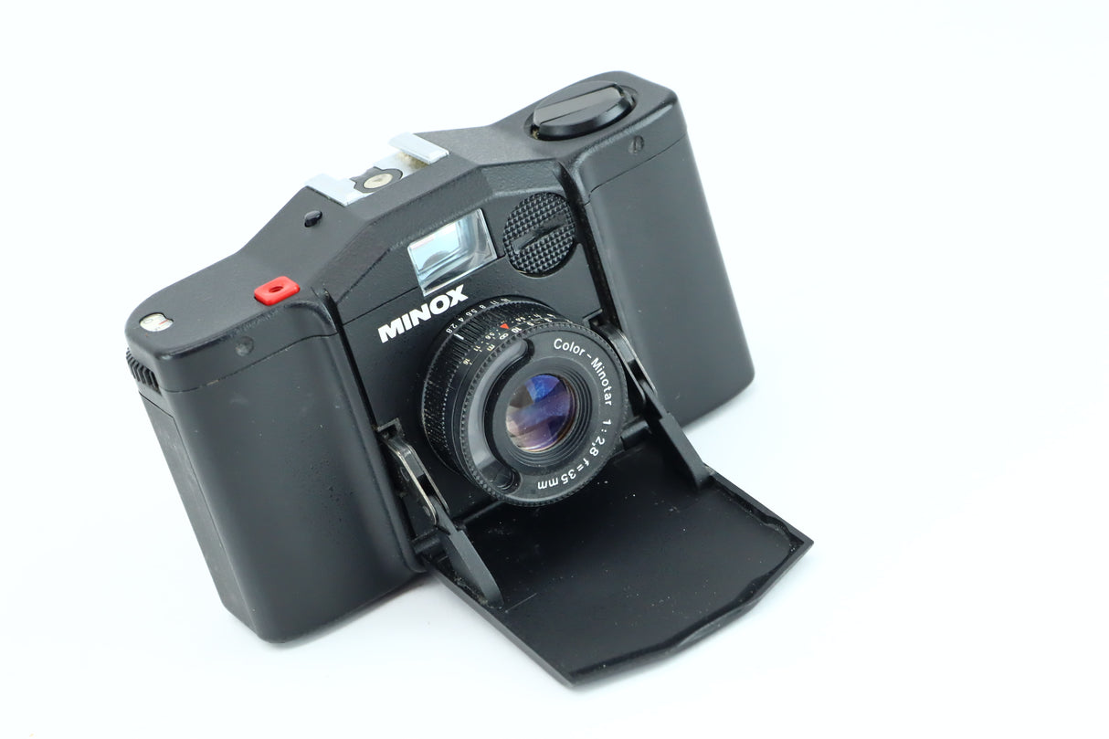 مينوكس مينوتار 35 ملم 2,8