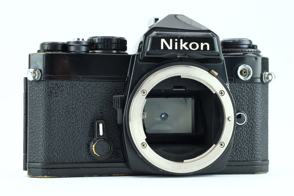 Nikon FE
