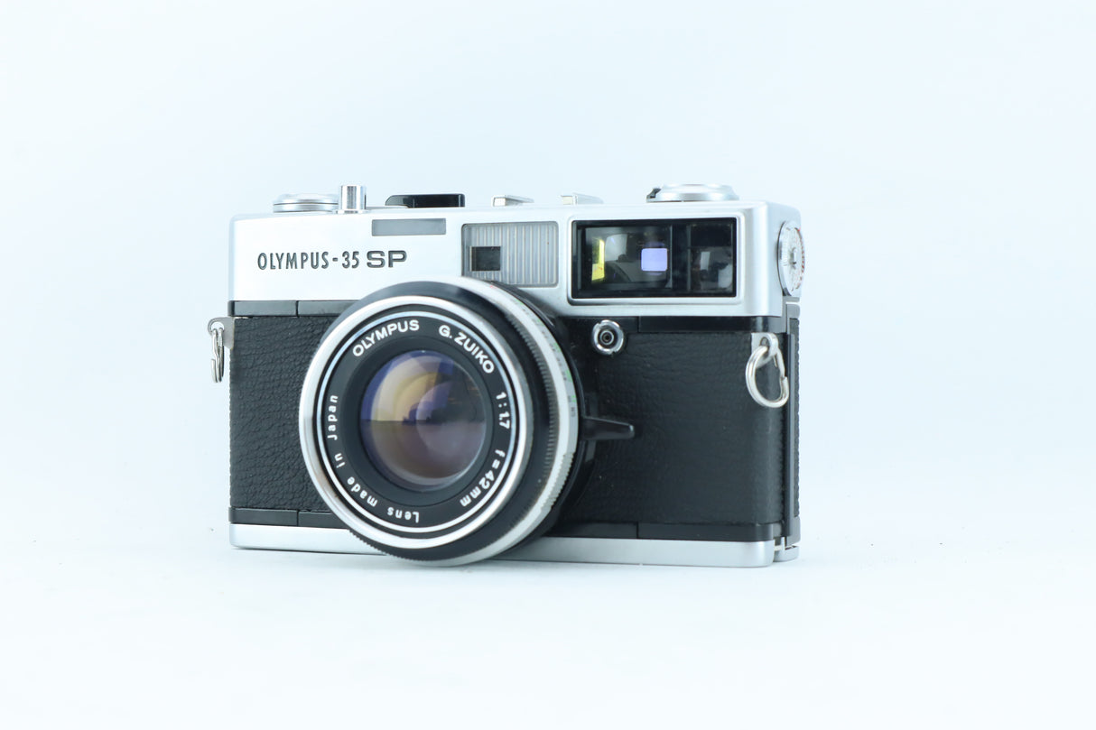 Olympus 35 SP with 42mm f/1.7 G. Zuiko | S/N: 334432
