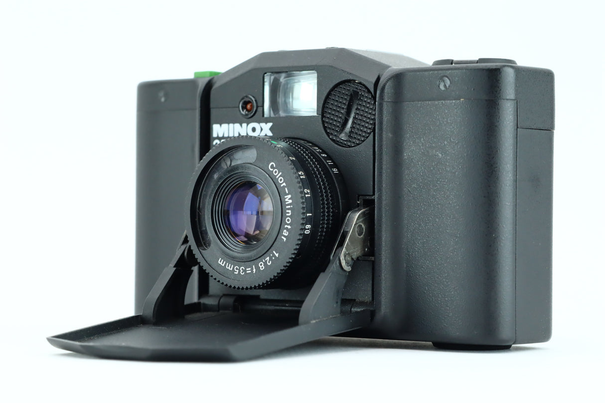 مينوكس 35PL 35 ملم 2,8