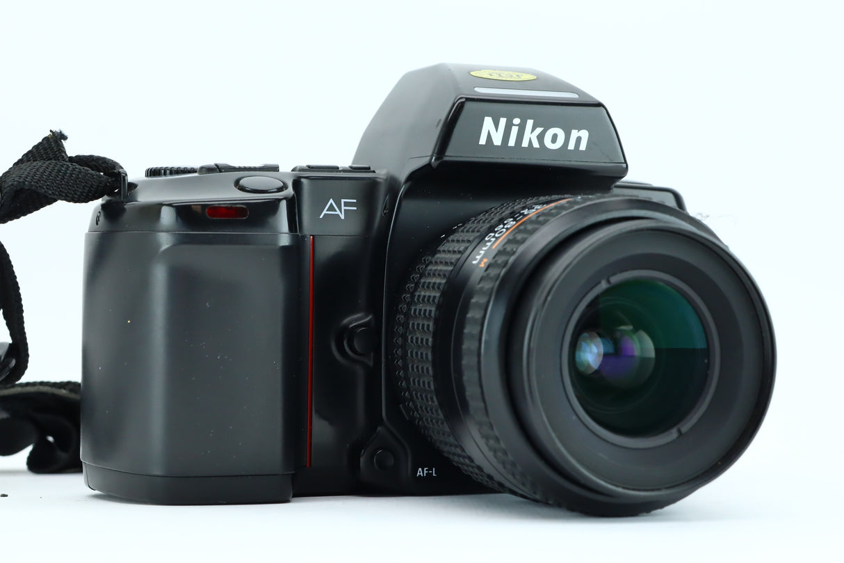 Nikon AF F-801 + AF NIKKOR 35-80mm 4-5,6