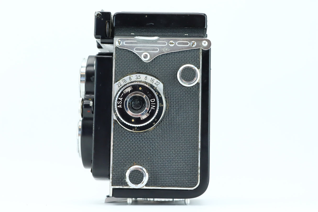 Yashica-Matte EM 80mm 3,5 Yashinon