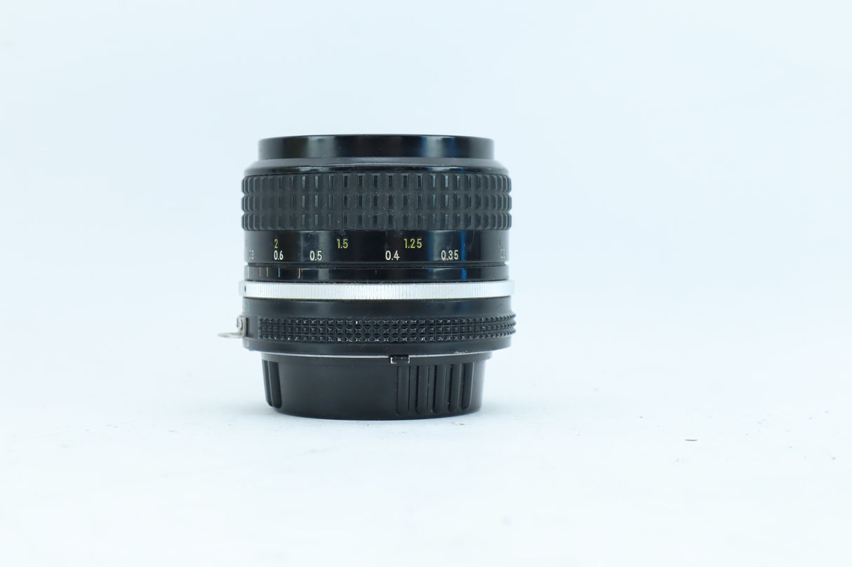 Nikon Nikkor 28mm f/3.5