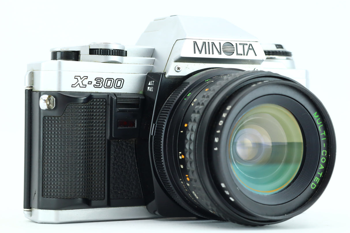 Minolta X-300 + Multistrato 28mm 2,8