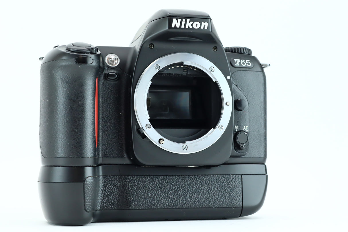 Nikon F65