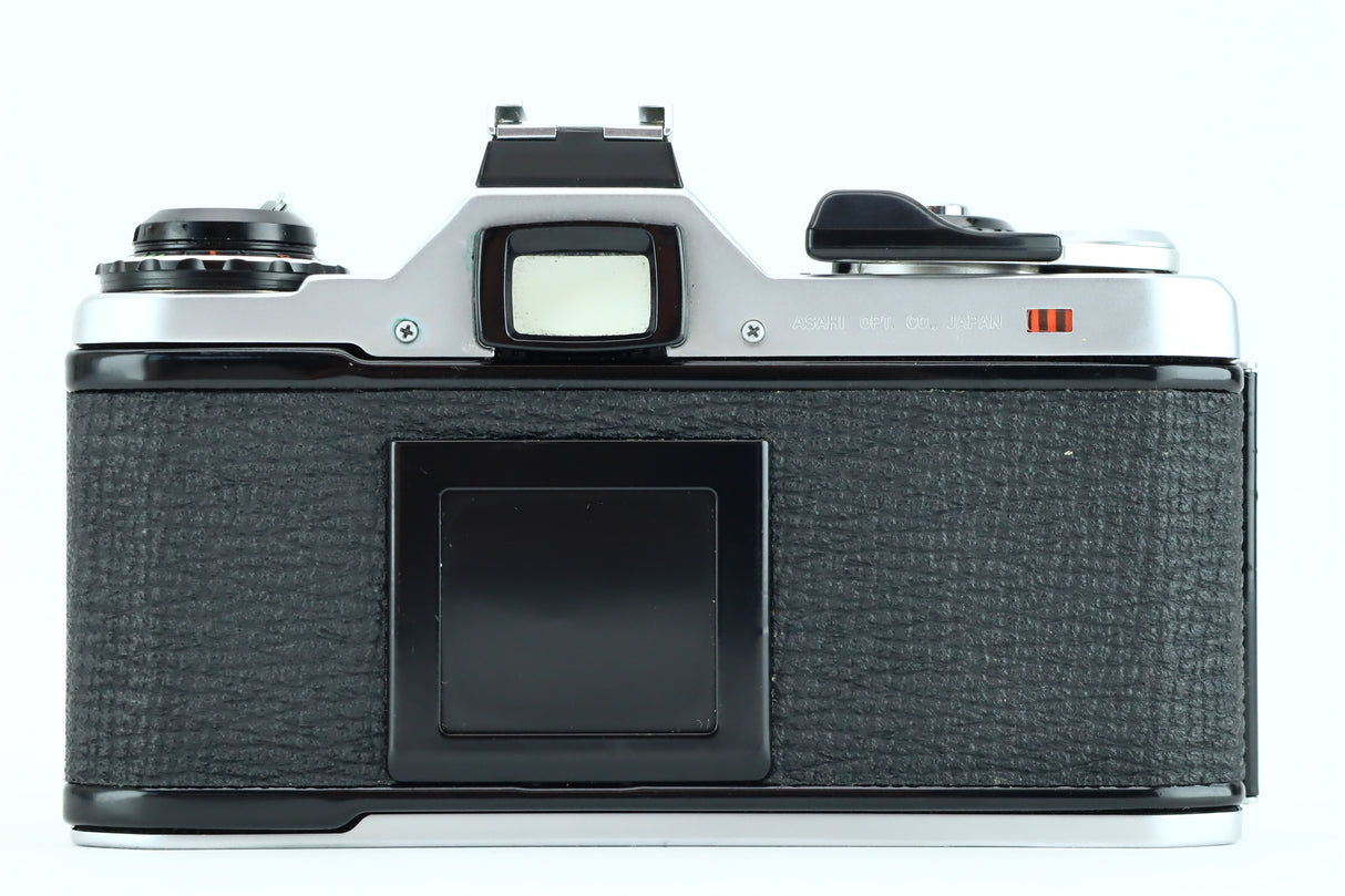 Pentax ME + Ricoh 50mm 1,7