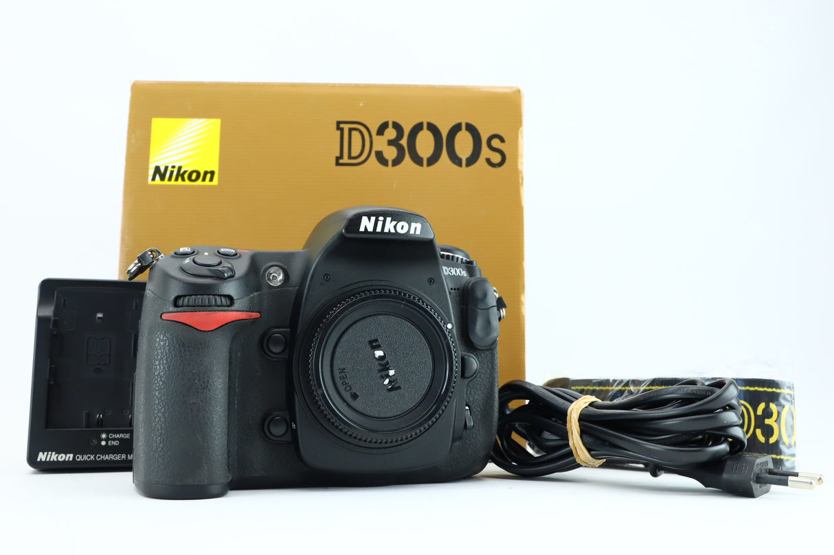 Nikon D300S