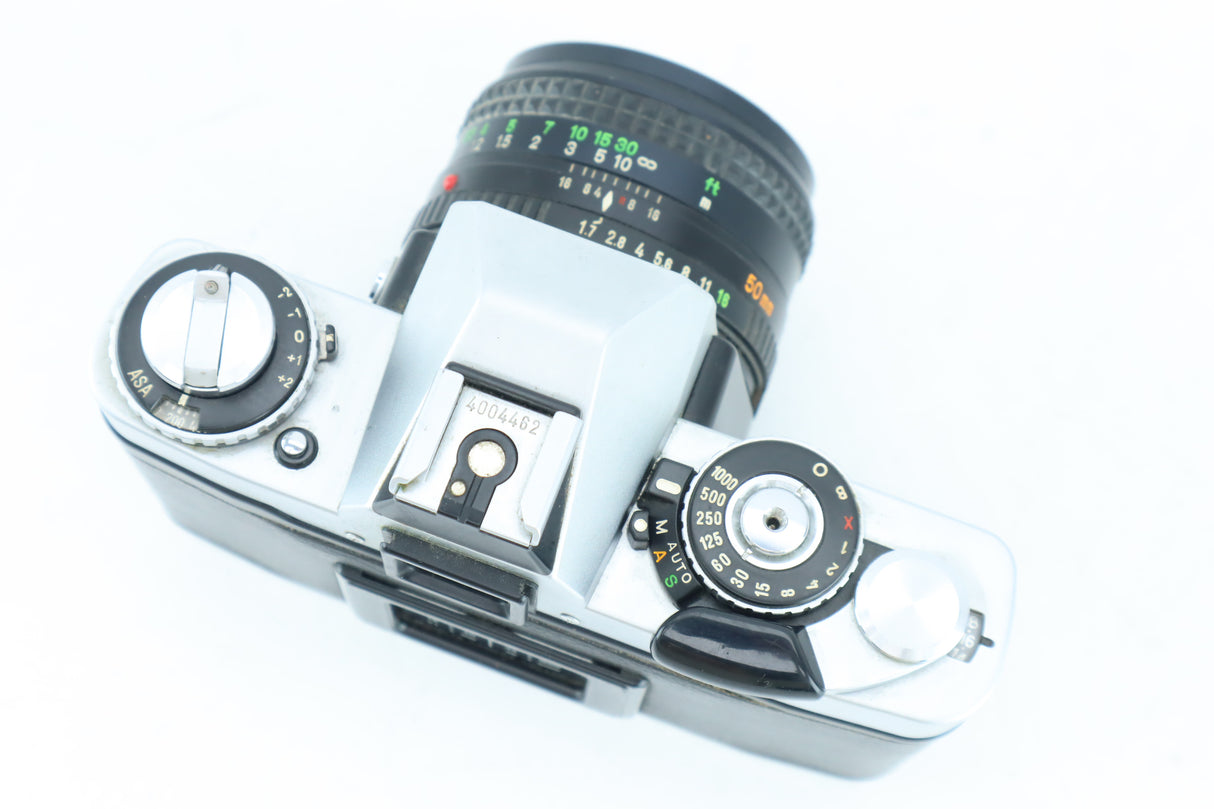 Minolta XD5 with MD rokkor 50mm 1,7 lens