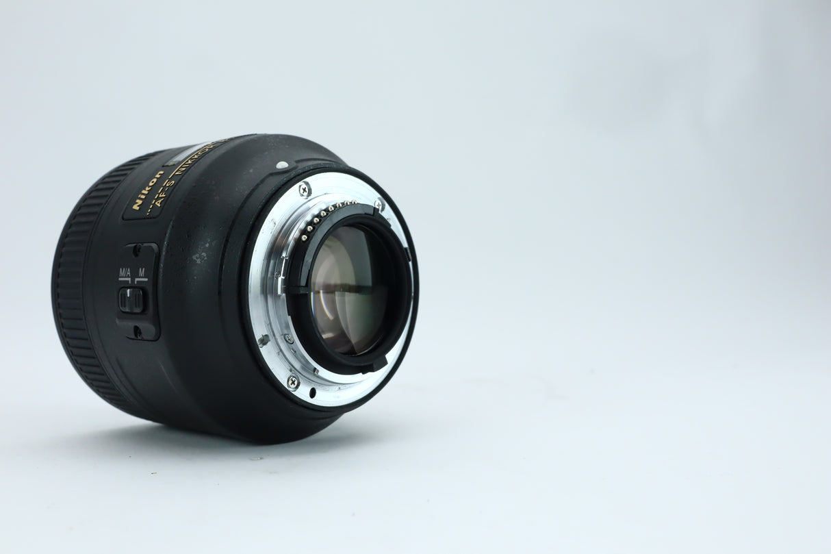 Nikon af-s nikon 85mm f/1.8 G