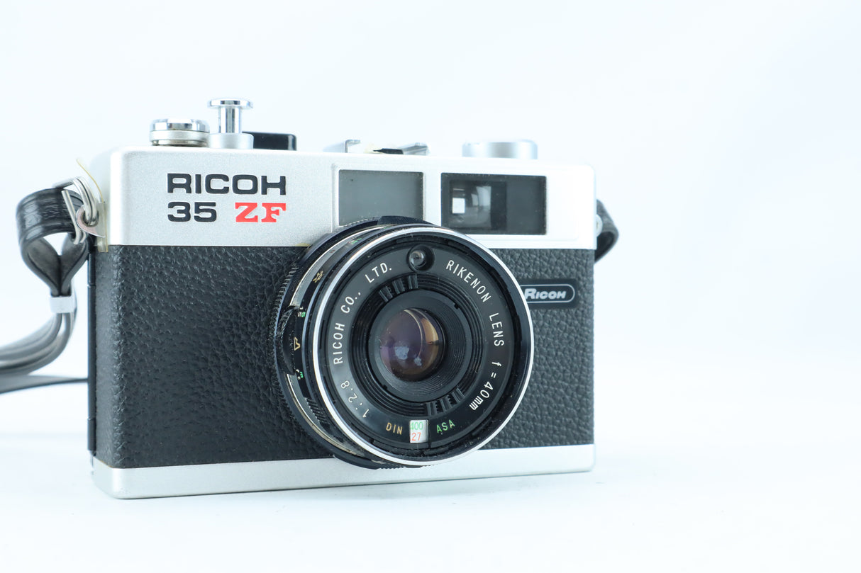 Ricoh 35 ZF 35mm Compact