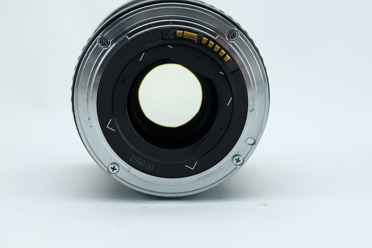 Canon EF 17–35mm f/2.8L USM – Ultra-Wide Zoom Lens