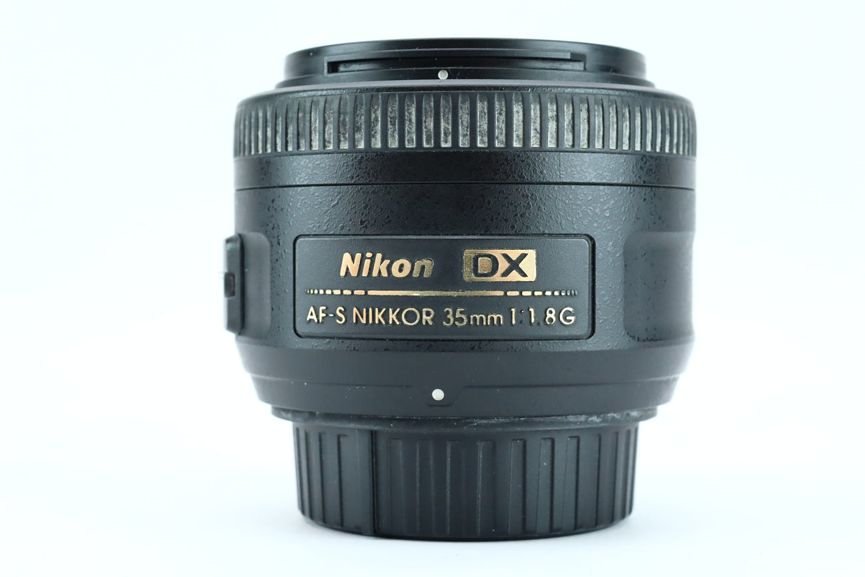 Nikon AF-S DX NIKKOR 35mm f/1.8G – Prime Lens for APS-C