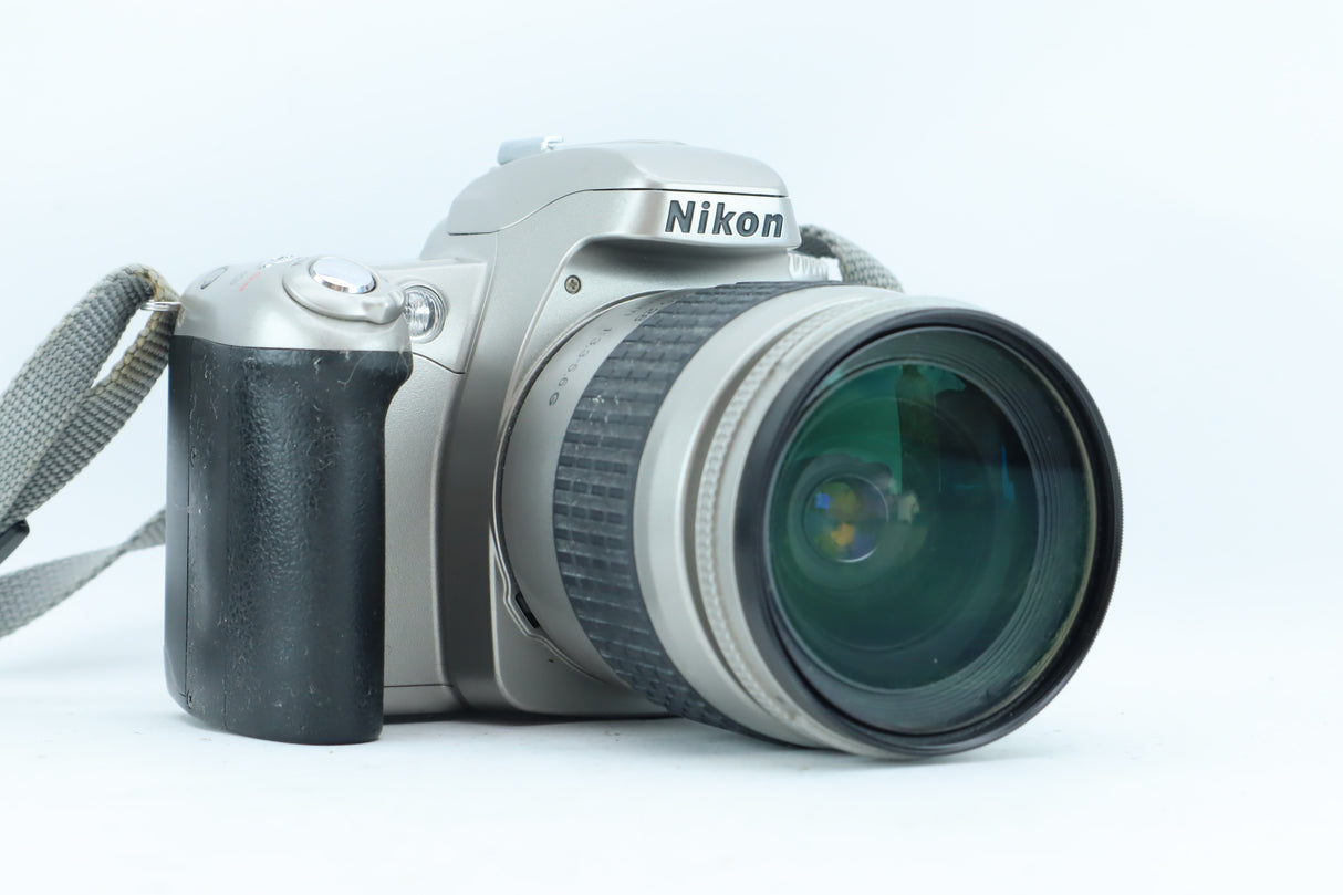 Nikon F55 35mm SLR Kit with AF Nikkor 28-80mm f/3.3-5.6