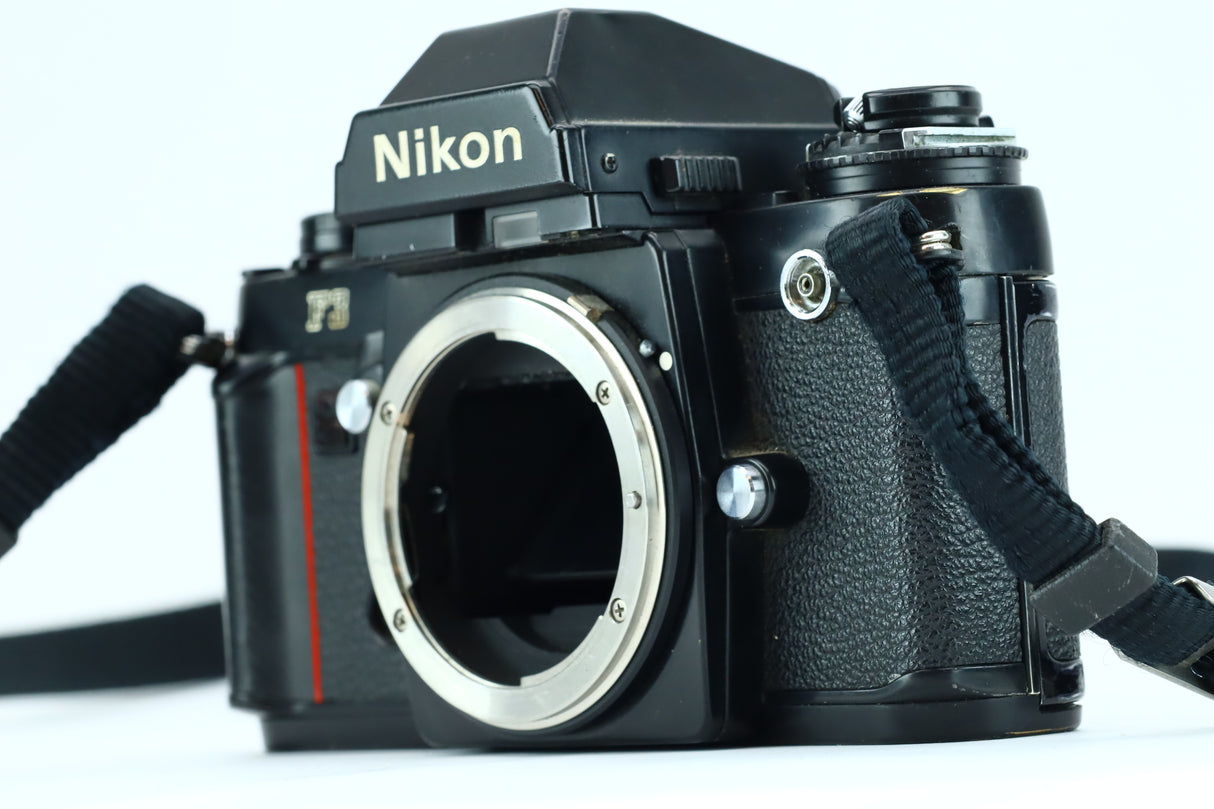 Nikon F3 – Professional 35mm SLR Film Camera