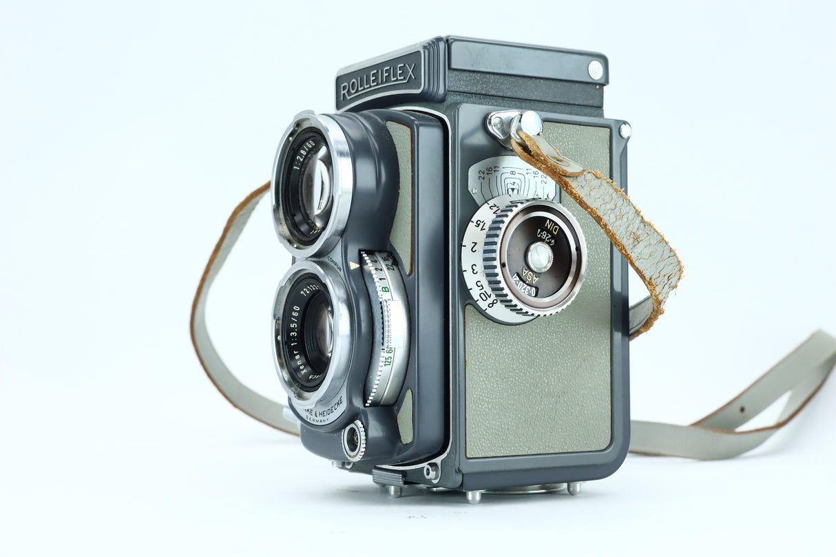 Rolleiflex Baby – Grey TLR Medium Format Camera