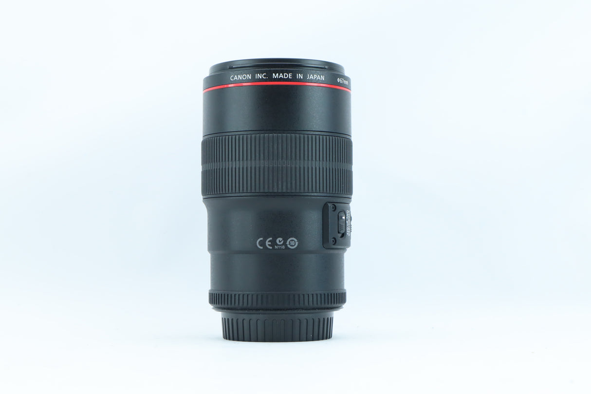 Canon EF 100mm f/2.8 Macro IS USM
