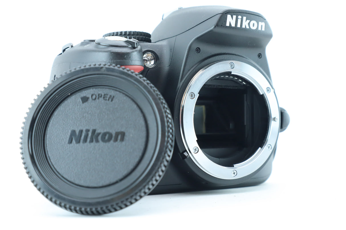 Nikon D3000