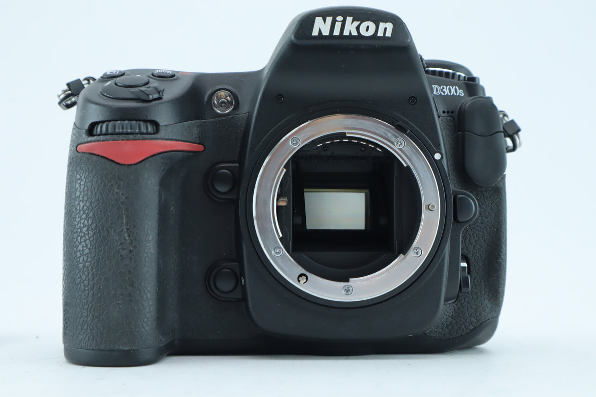 Nikon D300S