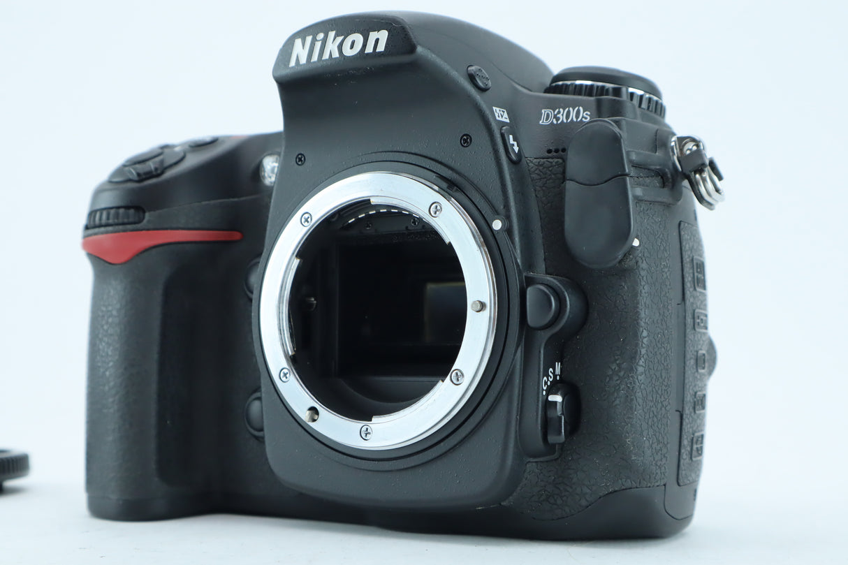 Nikon D300S