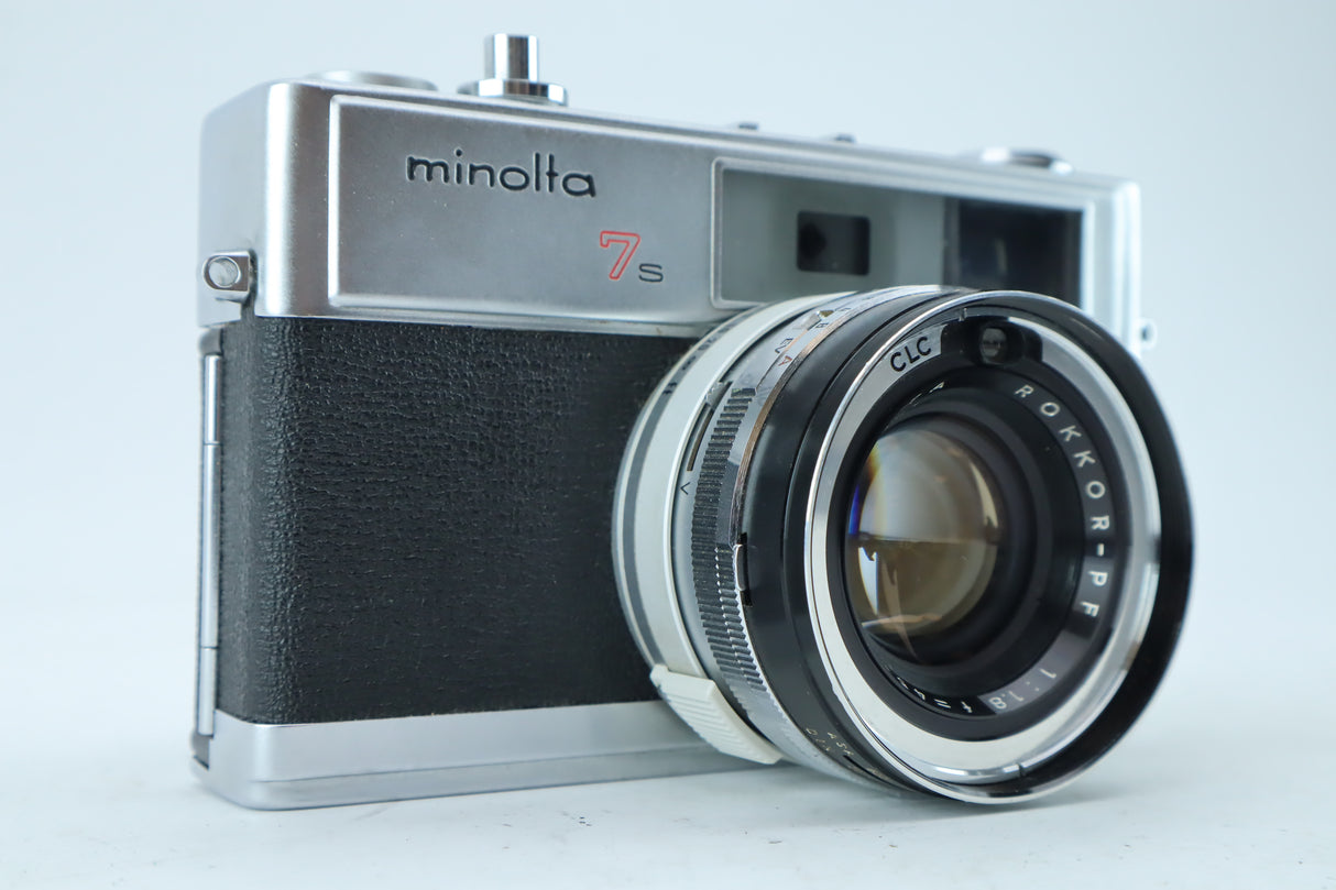 Minolta Hi-Matic 7S with rokkor-PF 1,8/45mm