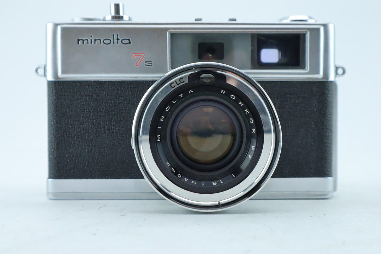 Minolta Hi-Matic 7S with rokkor-PF 1,8/45mm